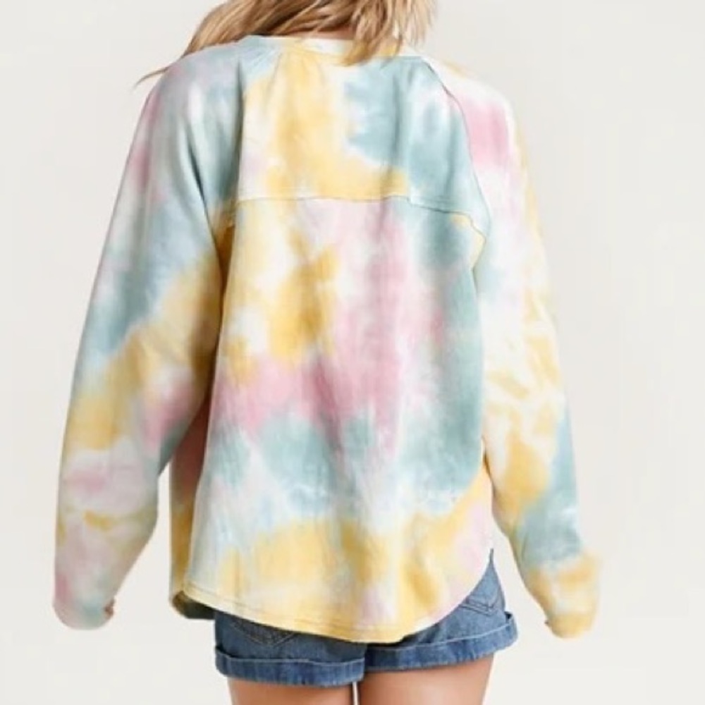 NWT Umgee Tie Dye Long Raglan Sleeve Raw Edged Hem Top - Sweeten the Mix Top - Picture 2 of 10